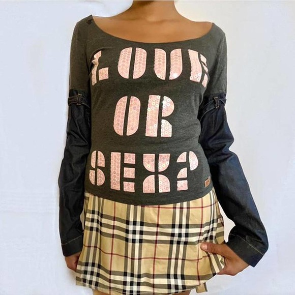 ๐ก๐  Authentic RARE Moschino Spell Out Rope โLove or Sex?โ Top Size S - Picture 2 of 4